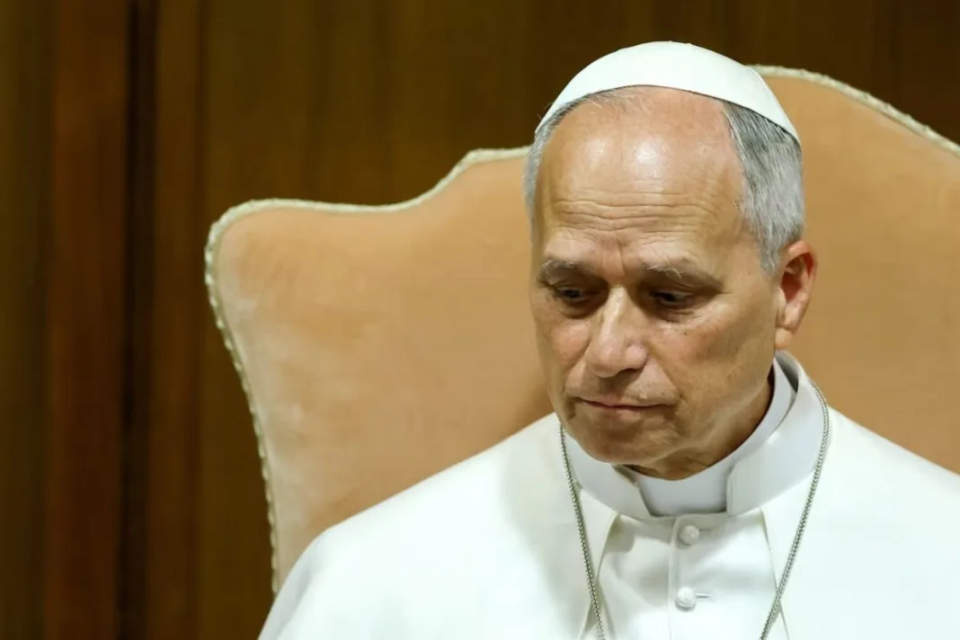 El Papa León XIV publicó su primera encíclica y advirtió que la IA «no puede dominar al ser humano»