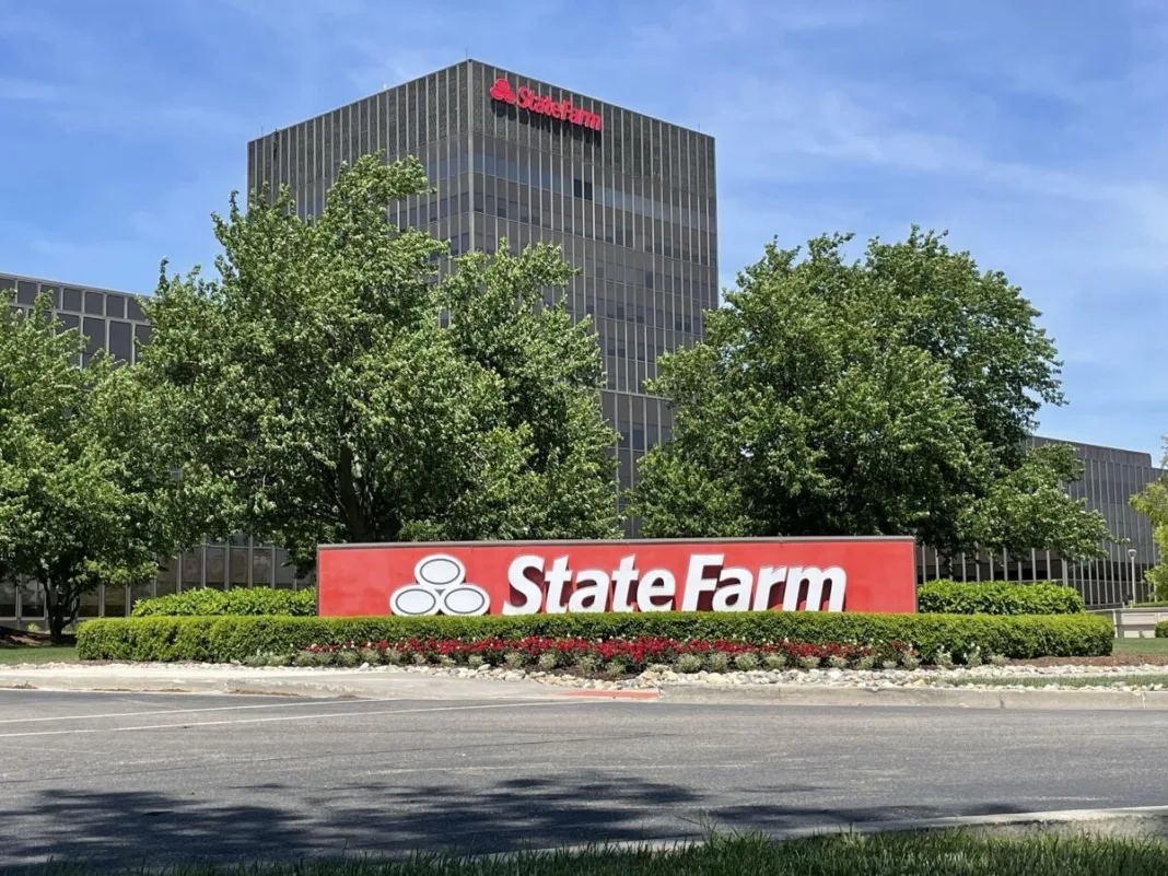 State Farm repartirá 5.000 millones de dólares entre sus clientes de seguro de auto: quién califica y cómo cobrar
