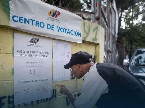 Inician las elecciones presidenciales en Venezuela