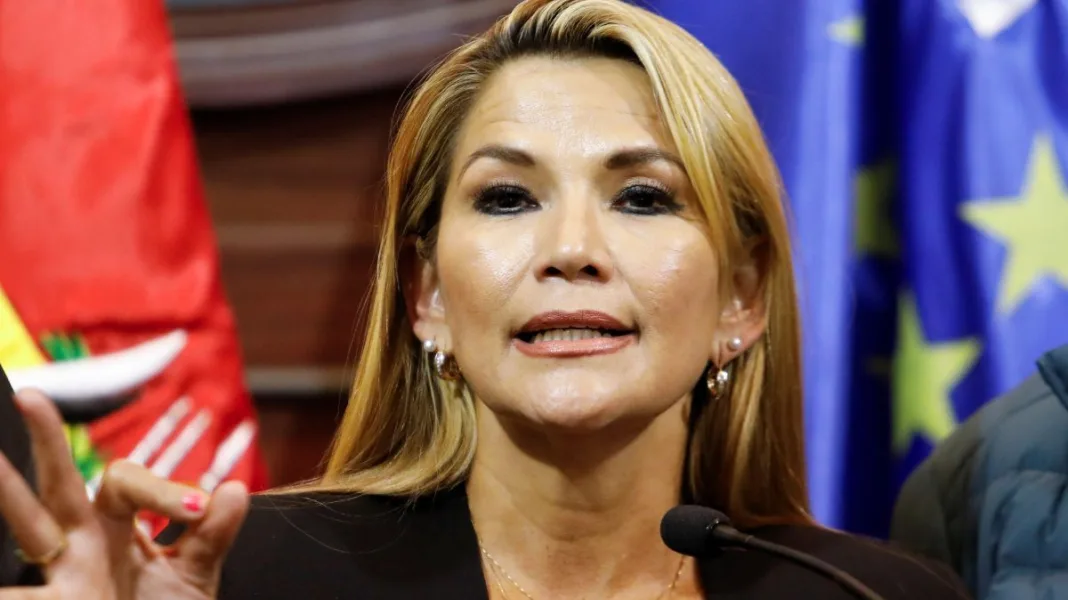 Aplazado el juicio contra Jeanine Áñez y Luis Fernando Camacho
