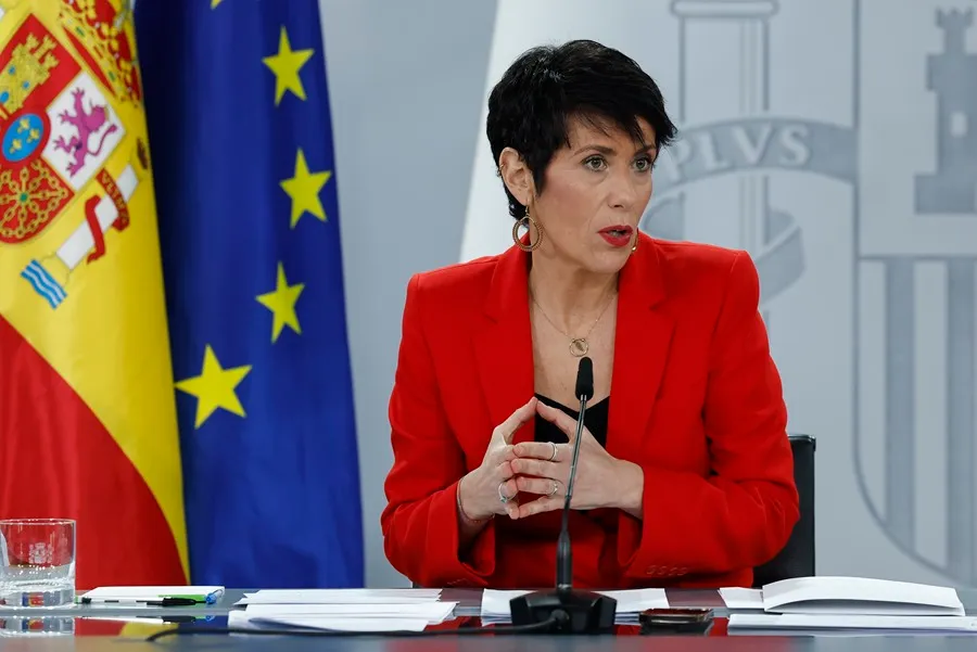 España agiliza la regularización de migrantes