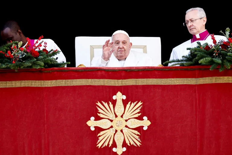 El Papa Francisco pide en Navidad por Ucrania, Rusia y Gaza