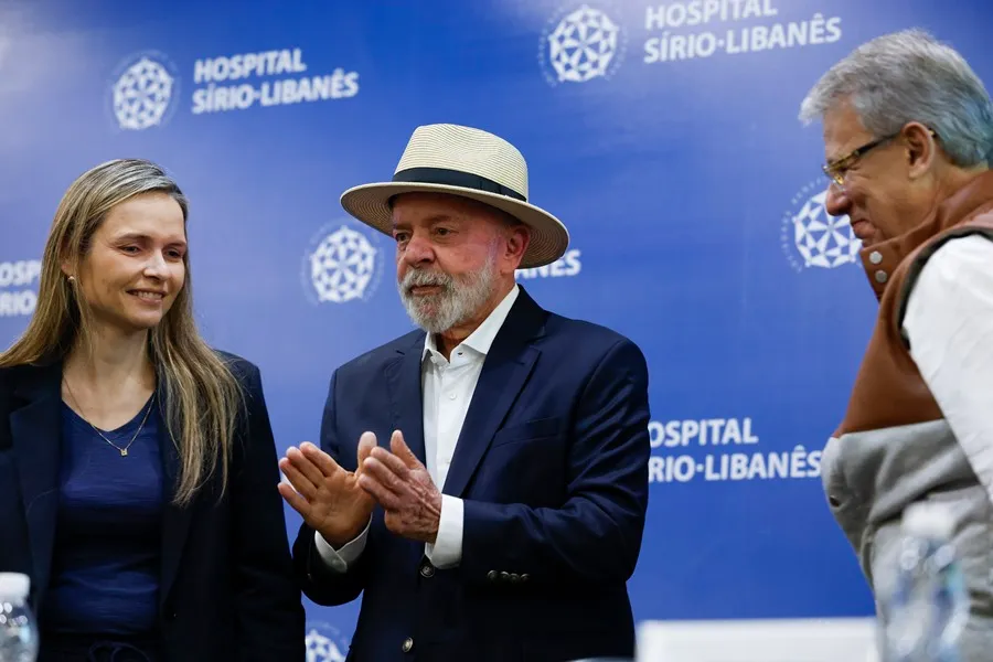 Lula: Alta Hospitalaria, pero con Cuidados