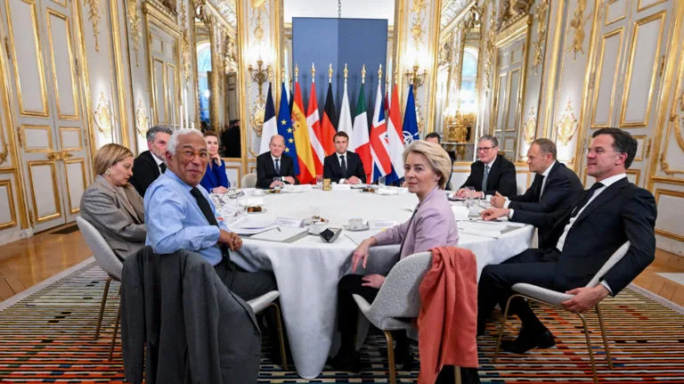 Líderes europeos celebran cumbre de emergencia