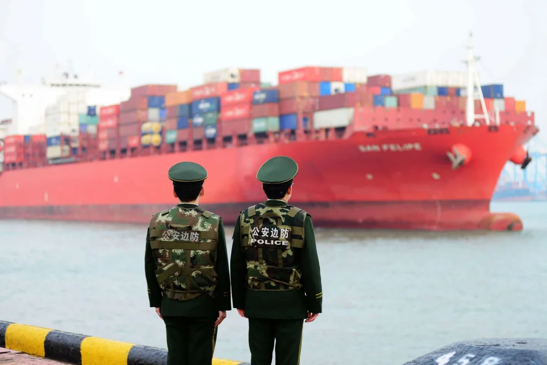 China responde con aranceles a EEUU