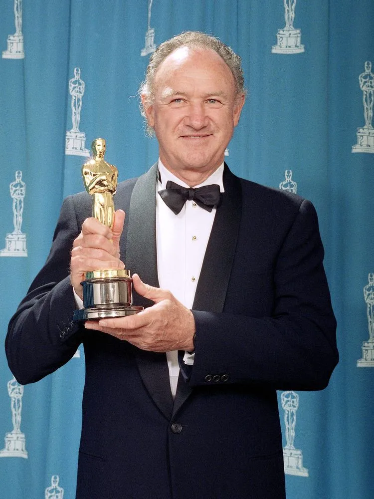 Hallan sin vida al actor Gene Hackman y su esposa