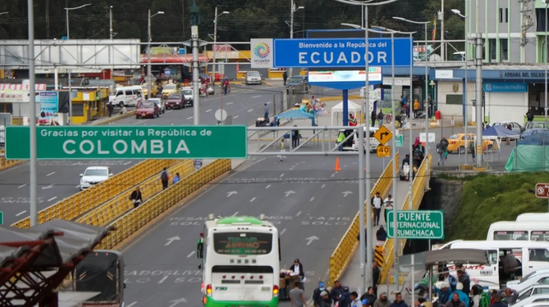 Noboa ordena cierre de fronteras en Ecuador ante presunta amenaza de desestabilización
