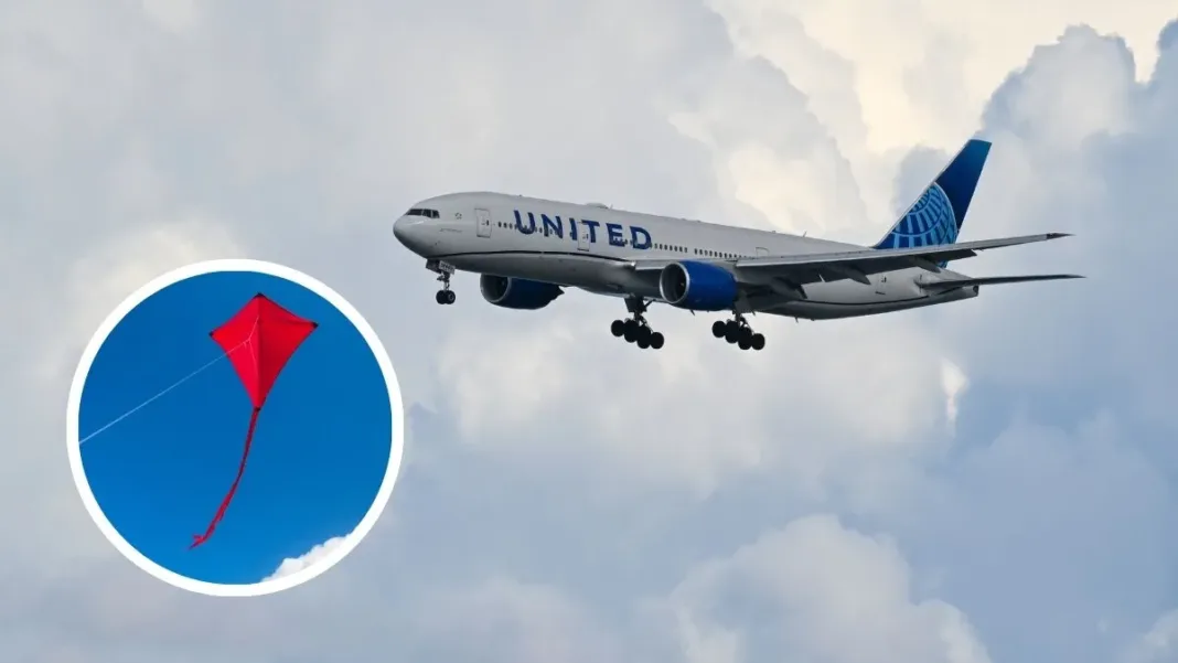 United airlines chocó con cometa