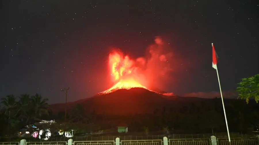 monte Lewotobi