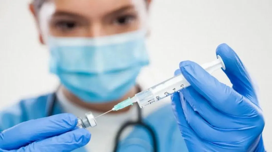 La gripe H3N2 avanzó con fuerza y puso en jaque a los sistemas sanitarios