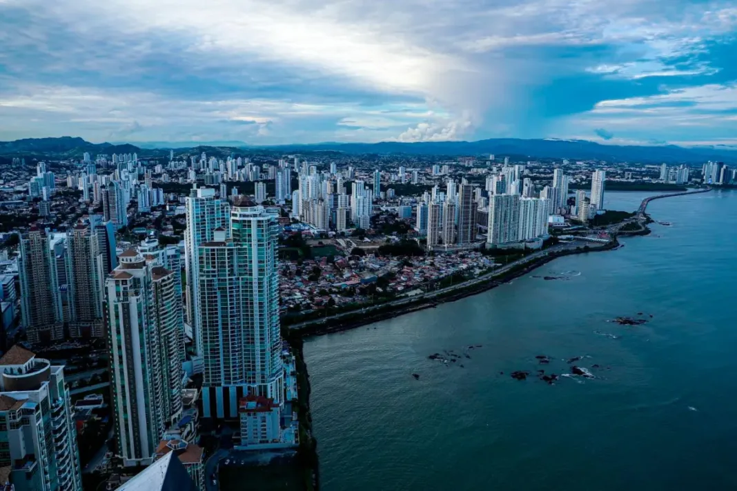 Primas de seguros en Panamá crecieron USD 121 millones y Salud impulsó el repunte del mercado