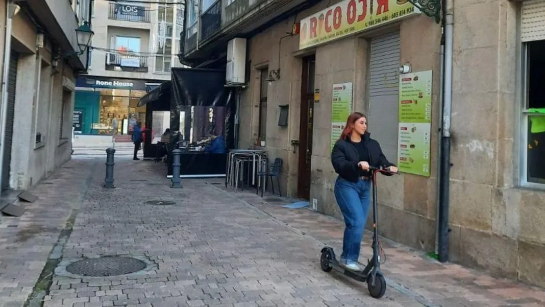 Multas de hasta 1.000 euros por patinetes sin seguro en Ourense