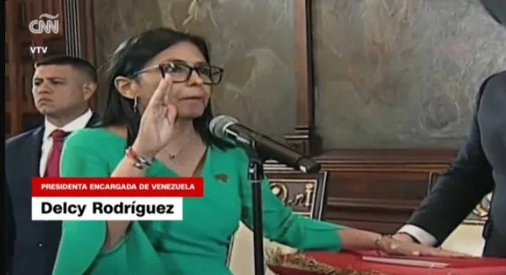 Juramentación de Delcy Rodríguez se ve empañada por ataques con drones en Miraflores