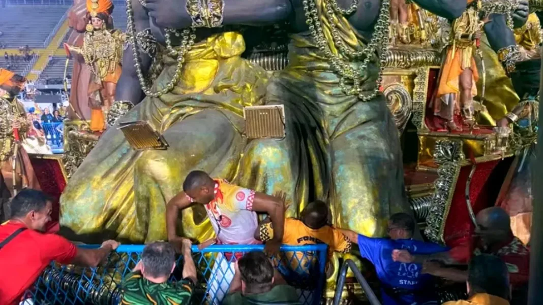 Carnaval de Río de Janeiro: una carroza perdió el control y aplastó a tres personas