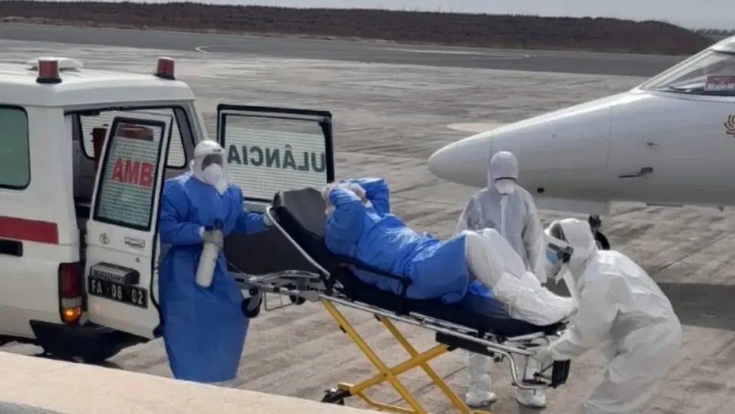 El crucero con hantavirus llega a Tenerife el sábado: ocho contagiados