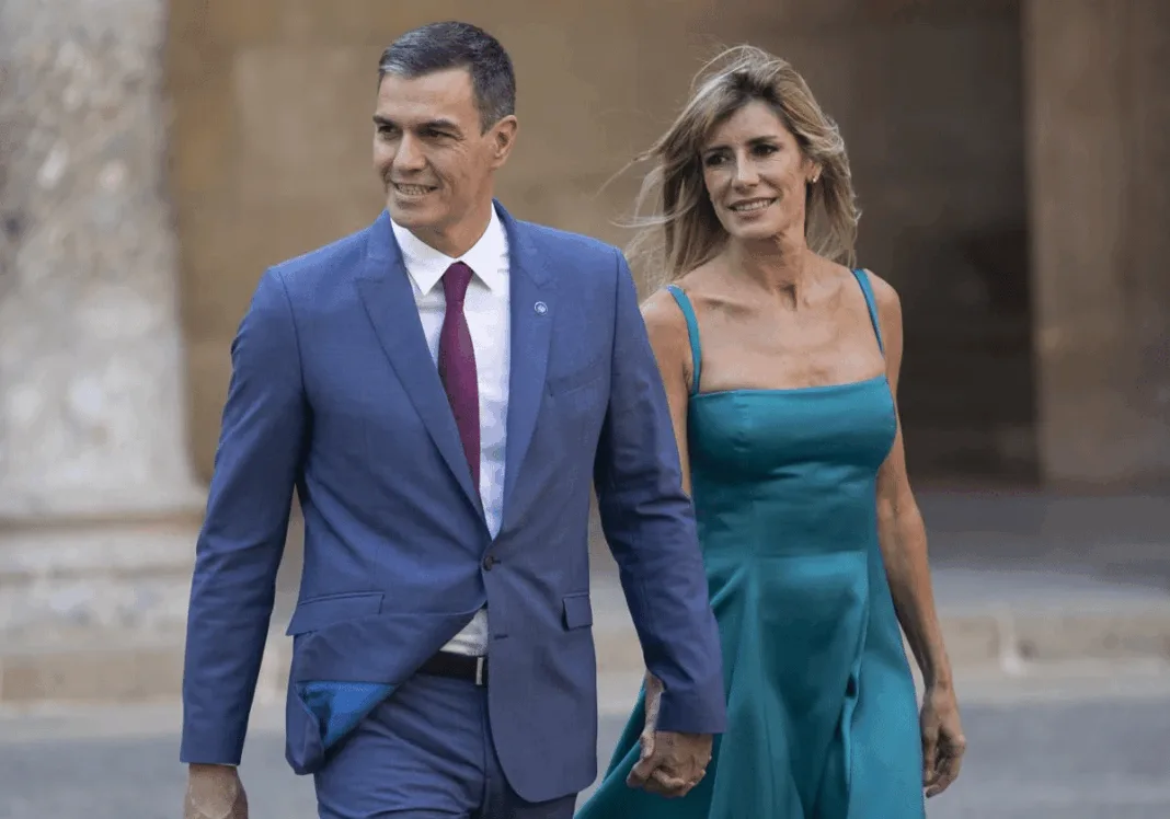 Esposa del presidente español irá a juicio: le retiraron el pasaporte