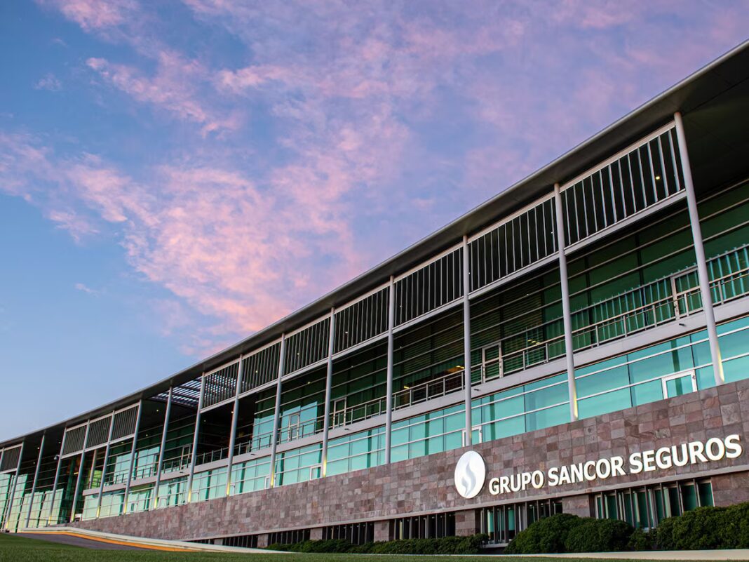 Sancor Seguros Uruguay automatiza la verificación de fotos y documentos para autos